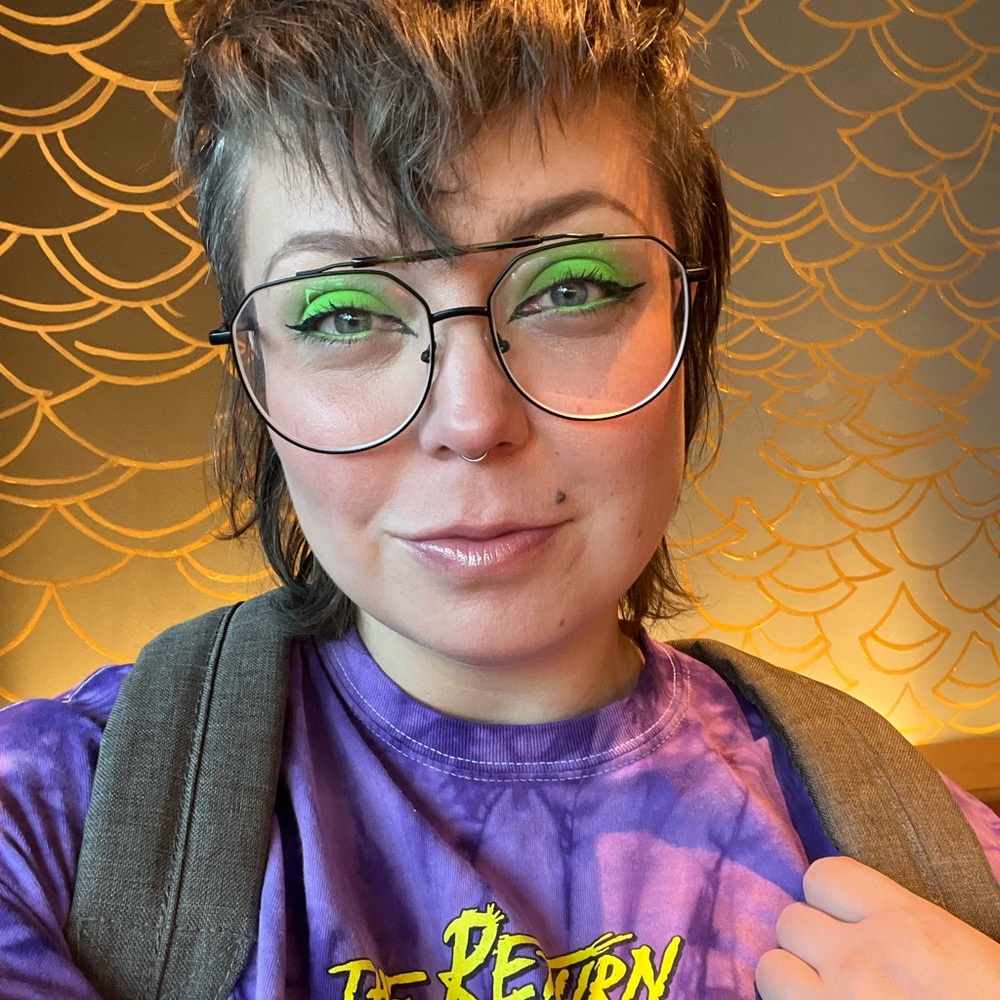 Meet your Posher, Veronica